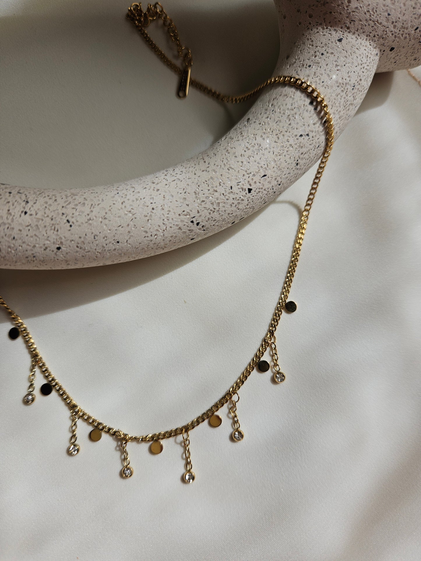Collier Faye