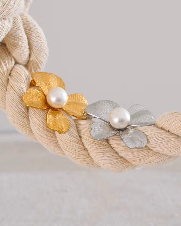 Broche Jihane