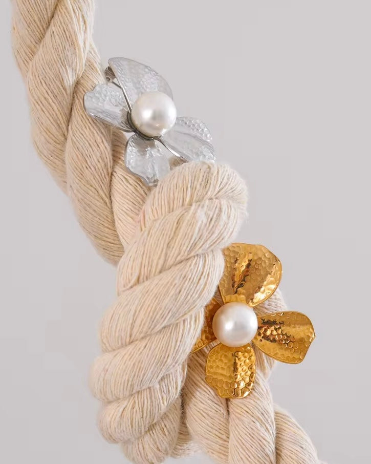 Broche Jihane