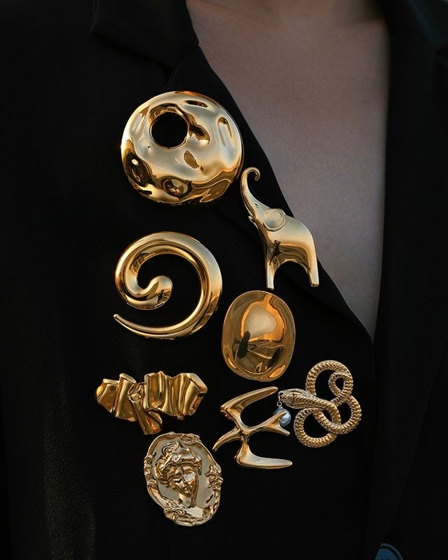 Broches