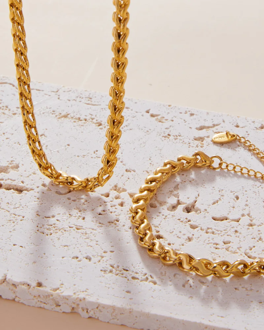 Collier Hayeon