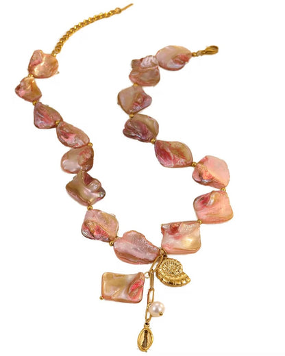 Collier Holä