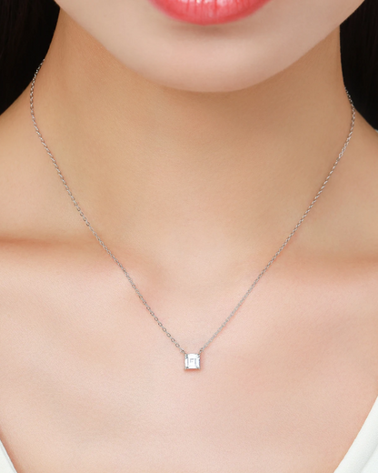 Collier Rea