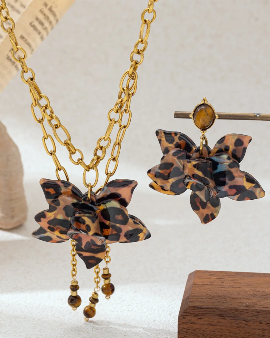 Collier Haiwa