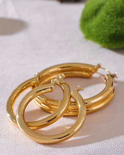 Zoya earrings