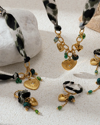Collier Hina