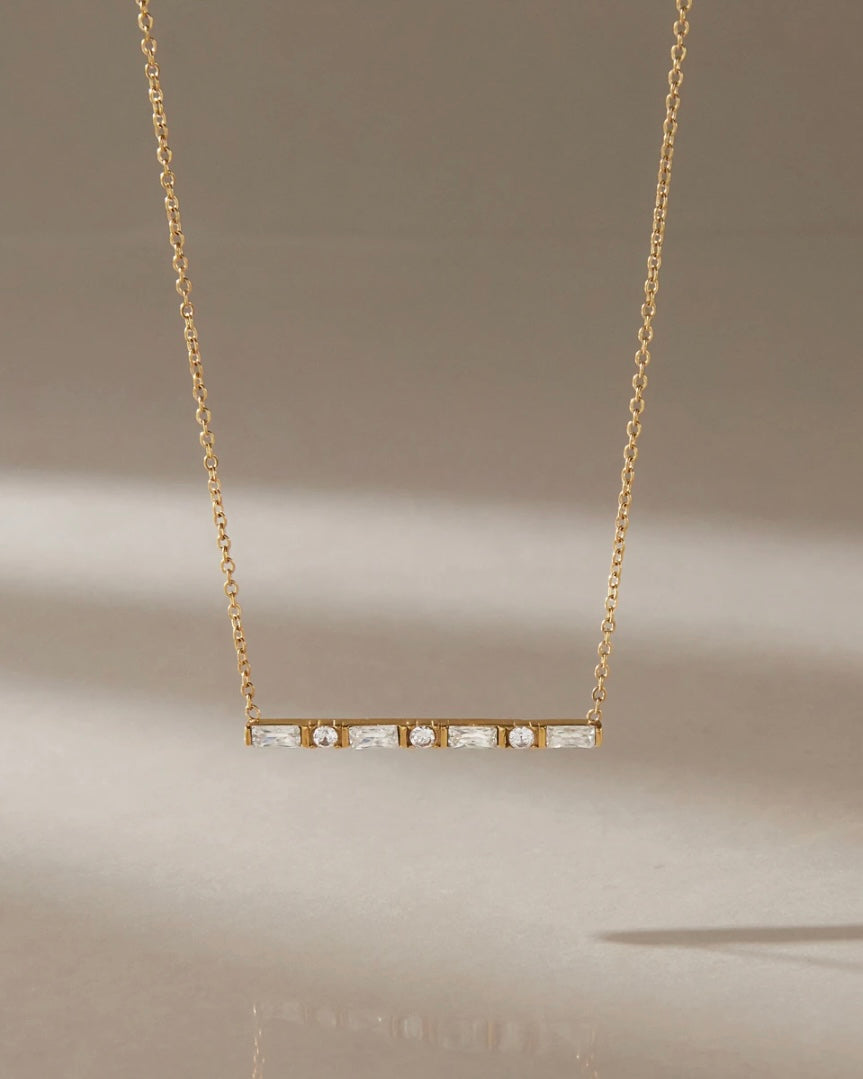 Collier Mary