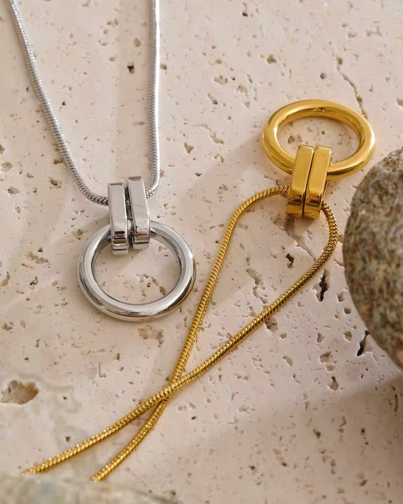 Collier Sava