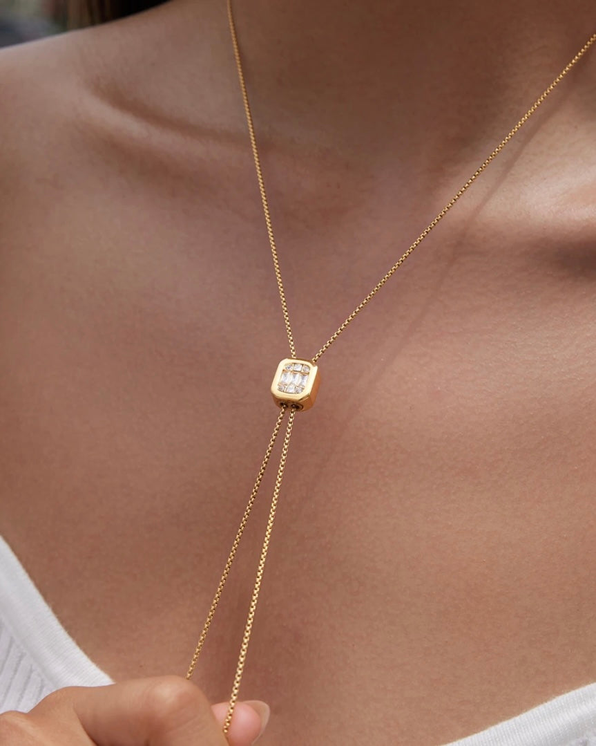 Collier Lianzi