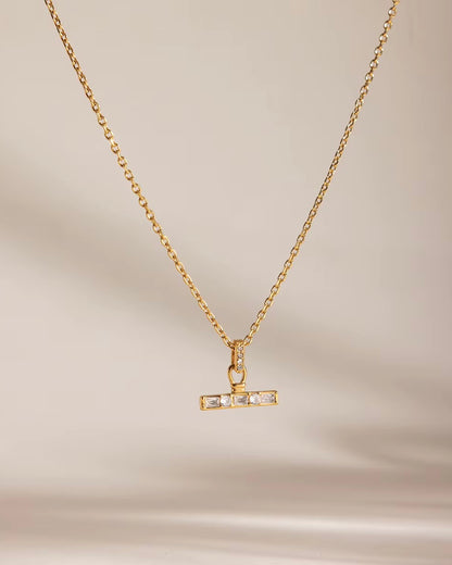 Collier Tony