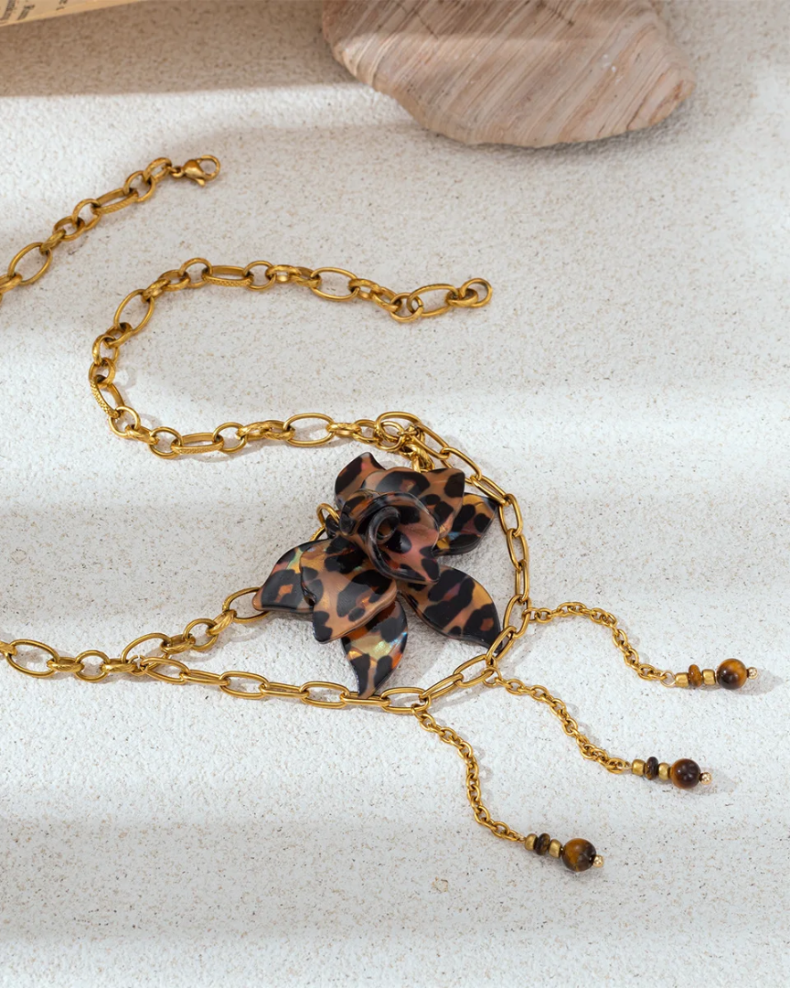 Collier Haiwa