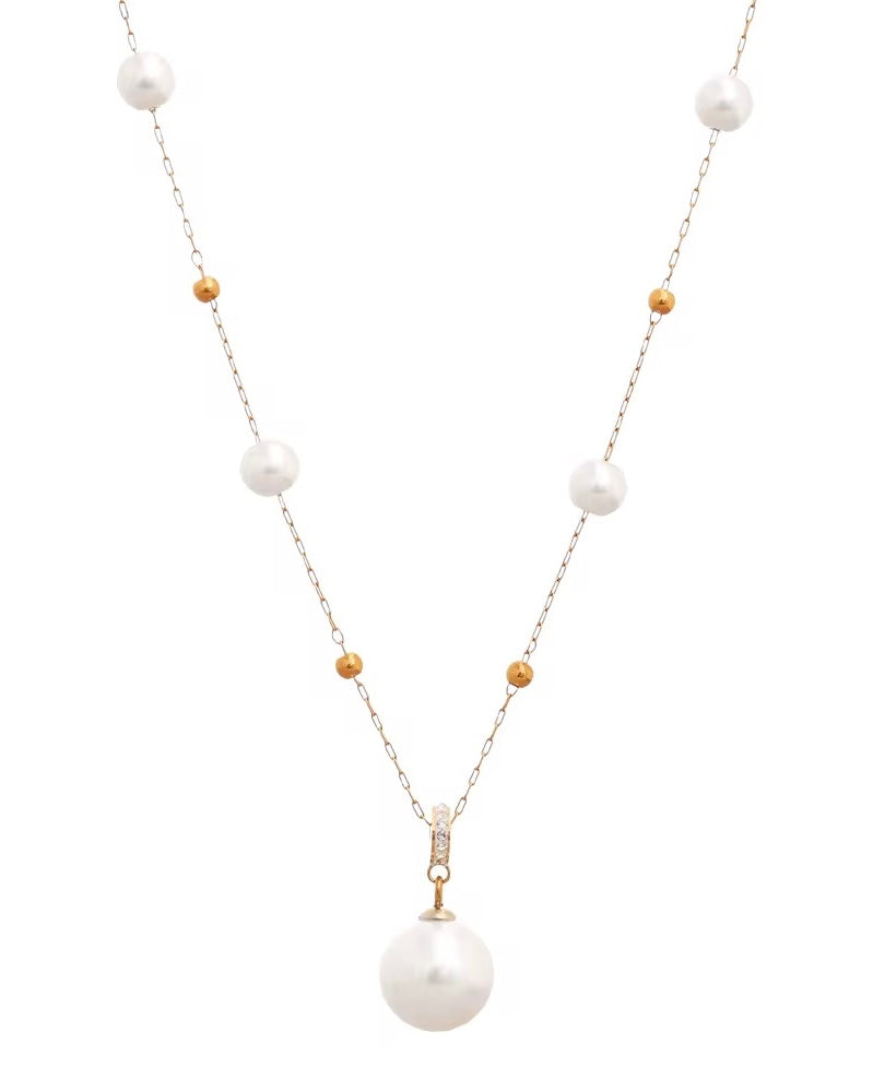 Collier Finoana