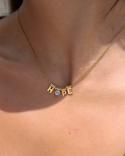 Collier Hope