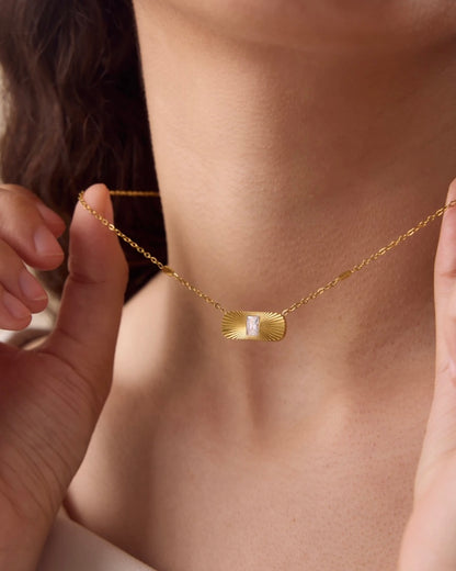 Collier Sooa