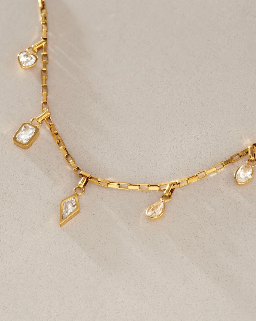 Collier Antsa