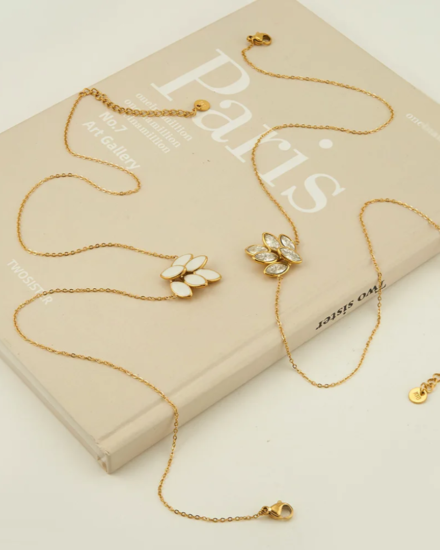 Collier Queena