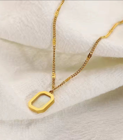 Collier Milva