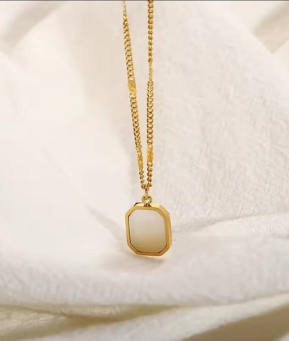 Collier Milva