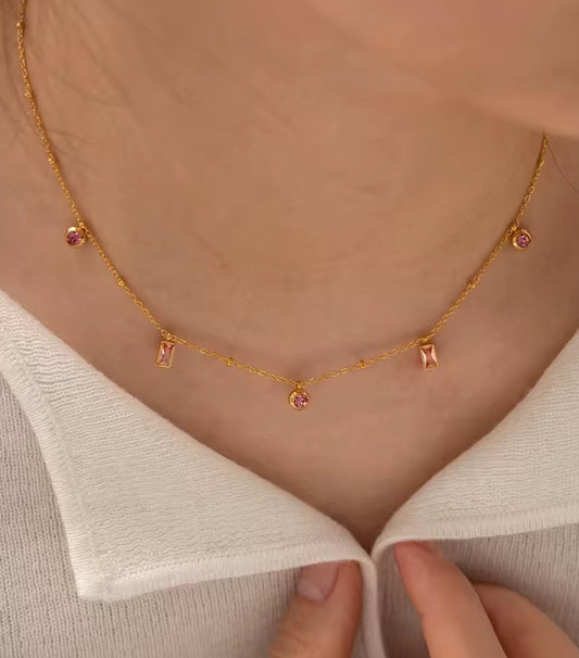 Collier Elena