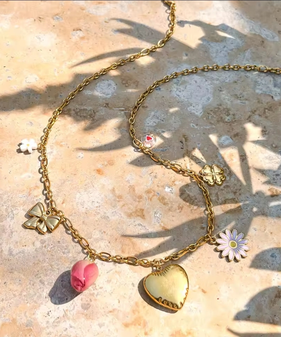 Collier Vayana