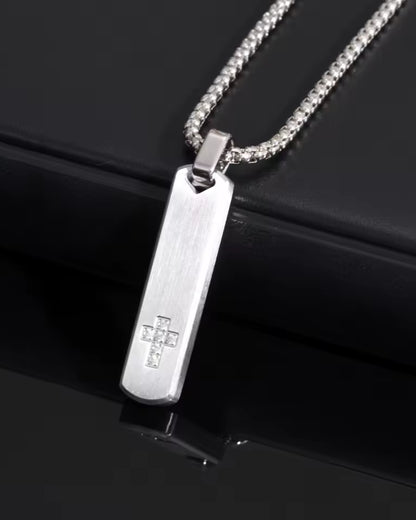 Collier Dovan